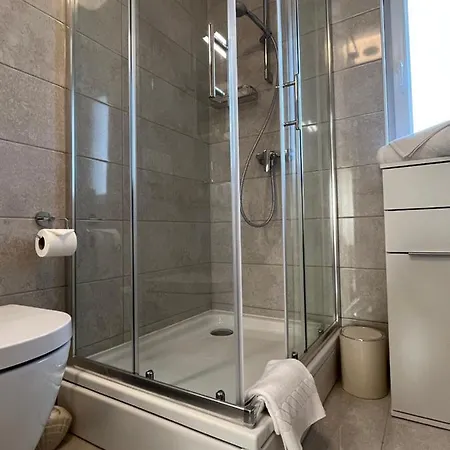 Yacht Apartman